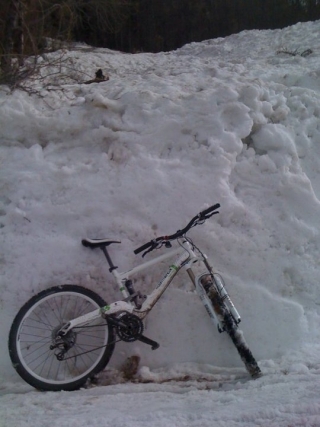  雪不会阻止我们 